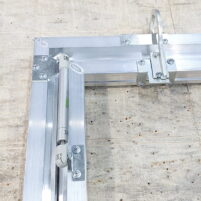 Газлифт масляный для ревизионного люка NOVA — изображение 2