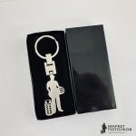 Брелок для ключей (монтажник натяжных потолков)